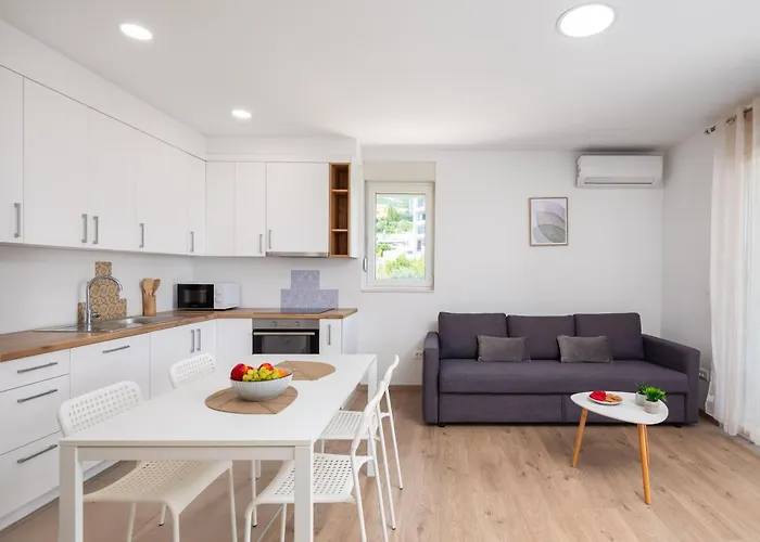 Il Mar - New Apartments With Garage