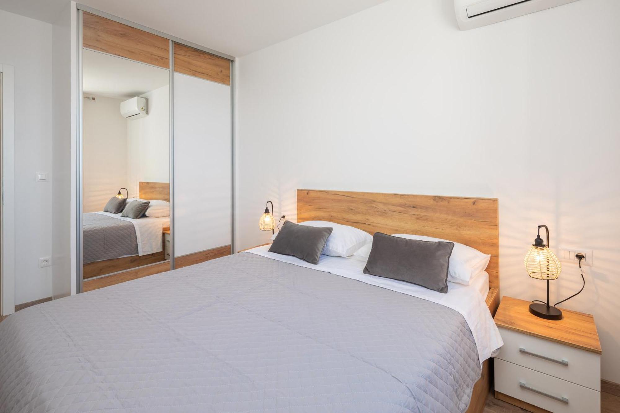 Apartman Il Mar - New With Garage Makarska