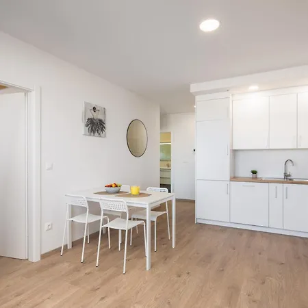 Il Mar - New Apartments With Garage Makarska Room photo