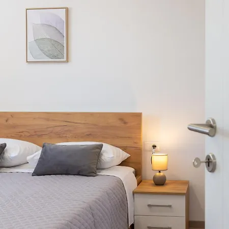 Il Mar - New Apartments With Garage Makarska Room photo