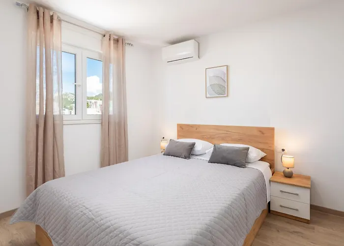 Il Mar - New Apartments With Garage